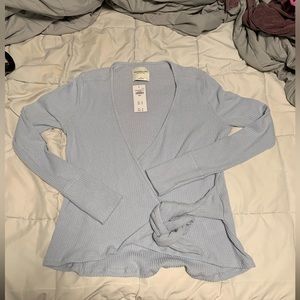 Abercrombie & Fitch light blue wrap top